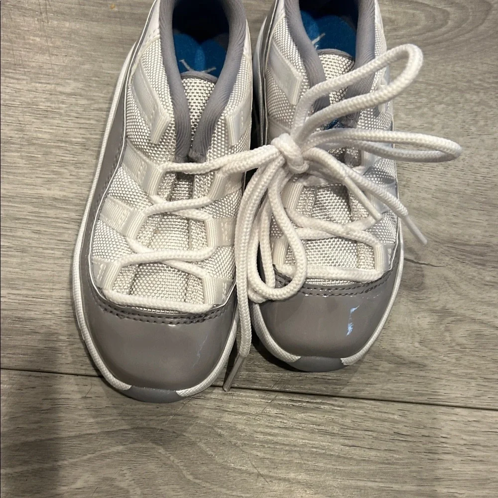 NWOT Nike Kids Air Jordan Retro 11 Low - Grey and White with Ice Blue Sole